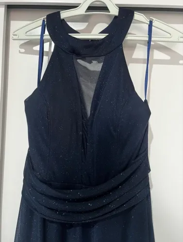 Vestido azul marinho