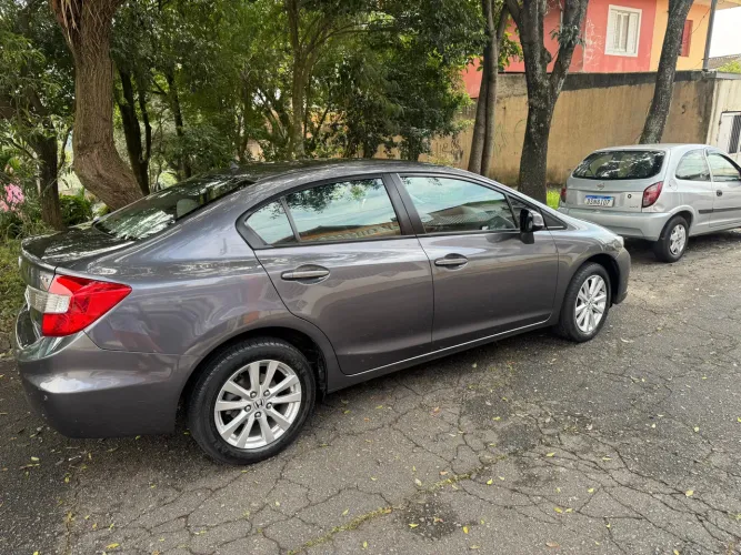 Honda Civic Sedan LXS 1.8/1.8 Flex 16V Aut. 4P 2016