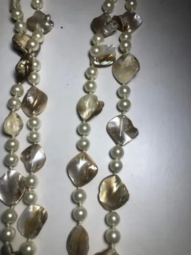 COLAR DE PÉROLAS E MADREPEROLAS