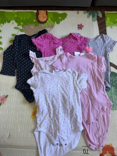 Conjunto bodys carters 9 meses