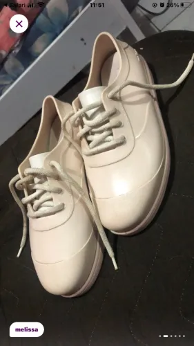 Tenis