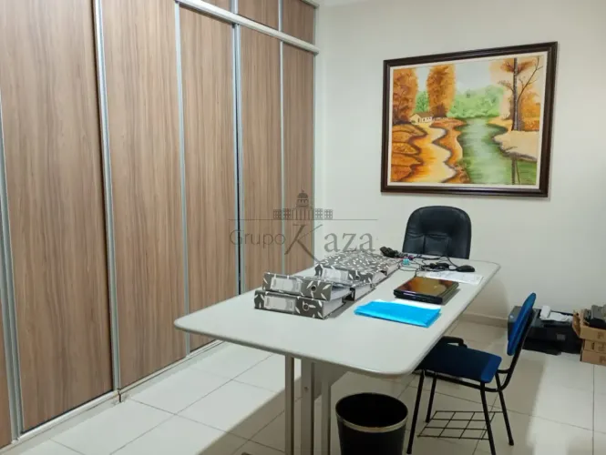 Casa Comercial - Jardim Bela Vista - 10 Salas - 386m² - Aceita Permuta.