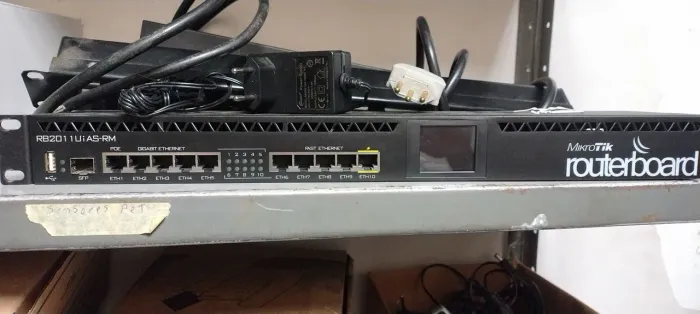 Mikrotik rb2011 ui as-rm