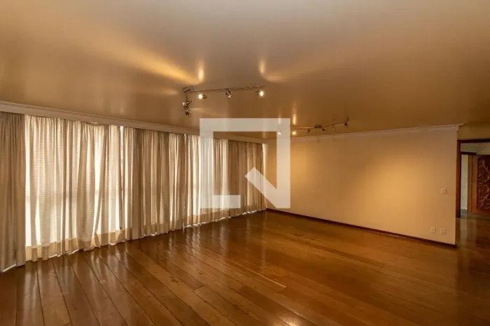 APARTAMENTO RESIDENTIAL em Campinas - São Paulo, Cambuí