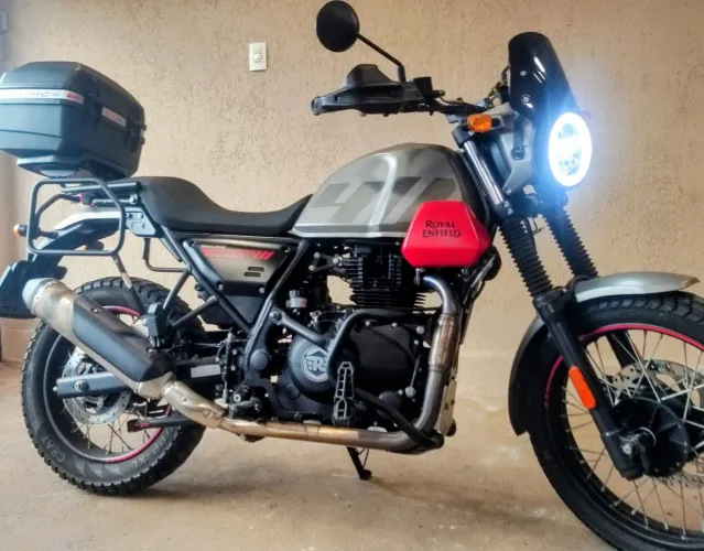 VENDO R.E SCRAM 411 / 2024 / 6.700KM - ABAIXO DA FIPE