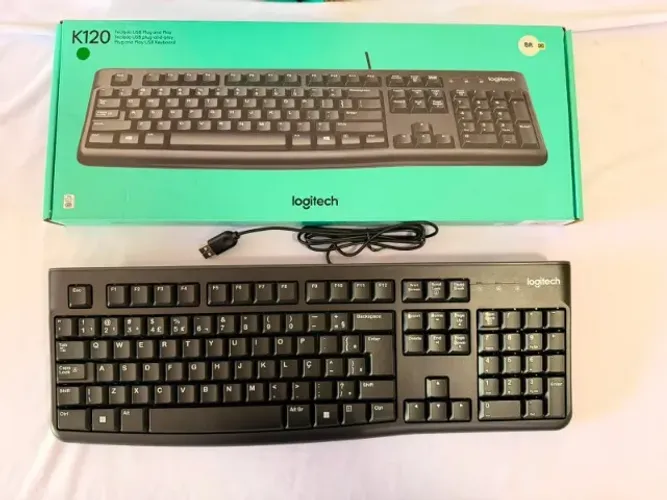 Teclado com fio USB Logitech K120 Usado