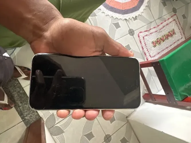 iPhone XR usado 