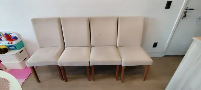 Cadeiras sala jantar em Suede Creme