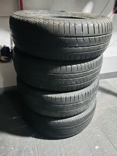 Pneus