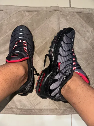 Tênis Nike air max (TN Dracula)