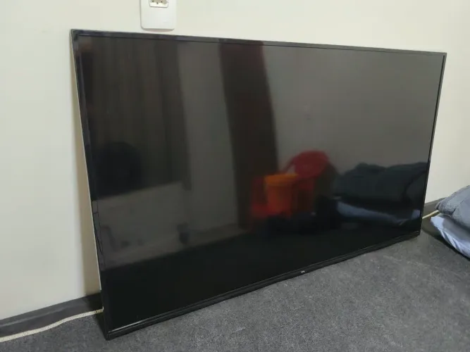 Tv tcl smart para retirar peças