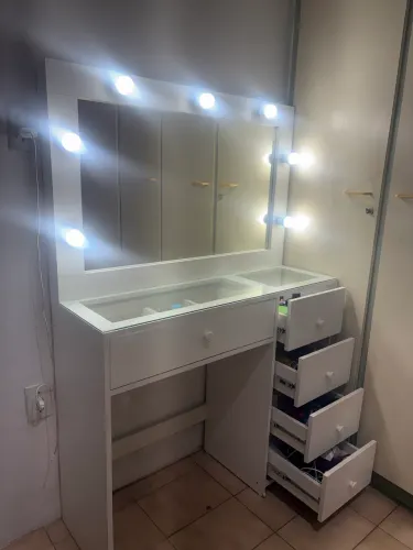 Penteadeira Camarim 5 gavetas com tampa de vidro
