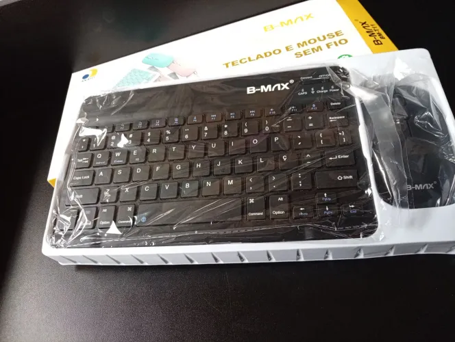 Teclado e mouse sem fio