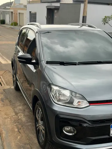 Volkswagen Up! Cross 1.0 TSI Total Flex 12V 5P 2019