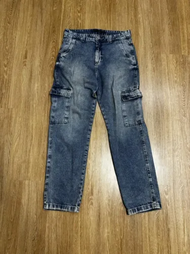 calça jeans baggy cargo