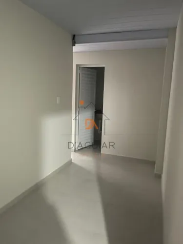Apartamento para Aluguel na Vila Santana com 29 m² e 1 dormitório/quarto disponível