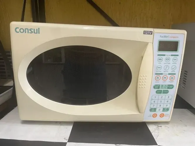Micro-ondas Consul 18L 127v (Usado)