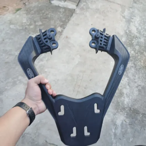 Suporte bagageiro scam twister 300f