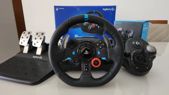 Logitech G29 Driving Force + Câmbio e Pedais ? Impecável