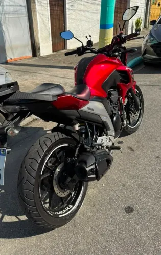 Fazer 250