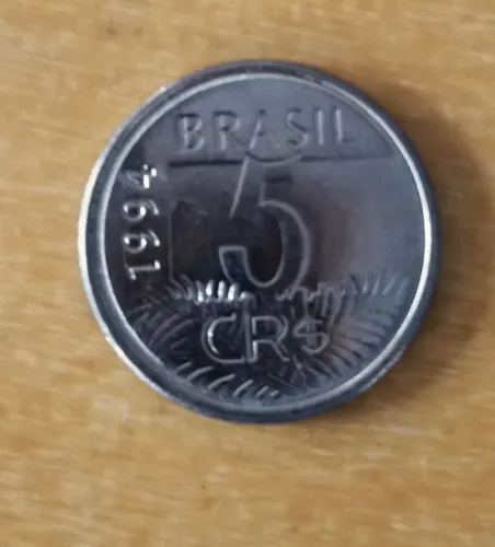 Moeda soberba 5 Cruzeiros Real, ano 1994, Fauna Brasileira com a Arara, mundo numismático