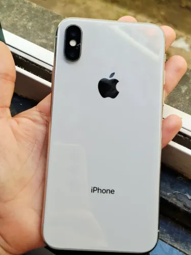 Iphone X COM DEFEITO