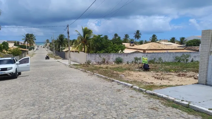 OPORTUNIDADE ÚNICA NA PRAIA DA CAUEIRA