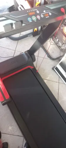 Vendo esteira GENIS GT1000 110v novíssima!