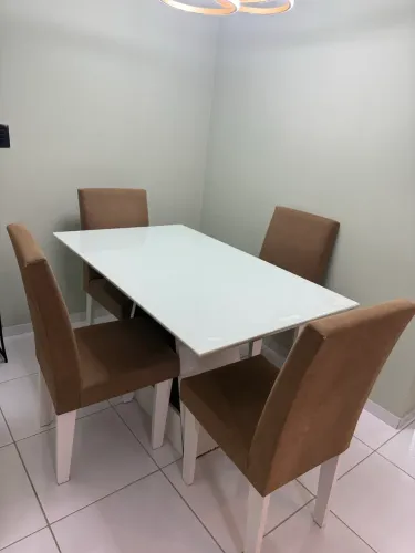 Mesa 4 cadeiras