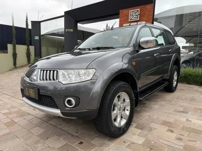 Mitsubishi Pajero Dakar 3.2 4X4 T.i. Dies. 5P Aut. 2013