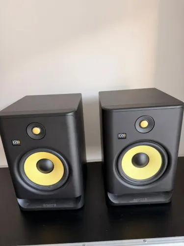Monitores Krk Rokit 8 Rp8 G4 O Par Geração 4 Bivolt