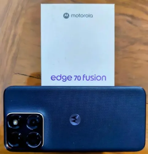 Vendo celular Motorola Edge 70 Fusion