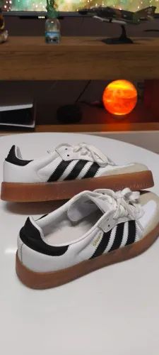 Adidas samba tenho o n' 37 e 42