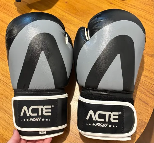 Par de luvas de boxe
