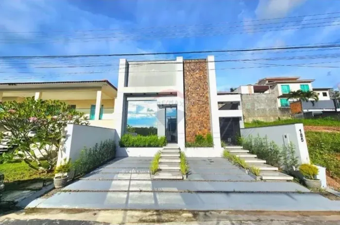 Casa de Alto Padrão à Venda - Cond Tapajós