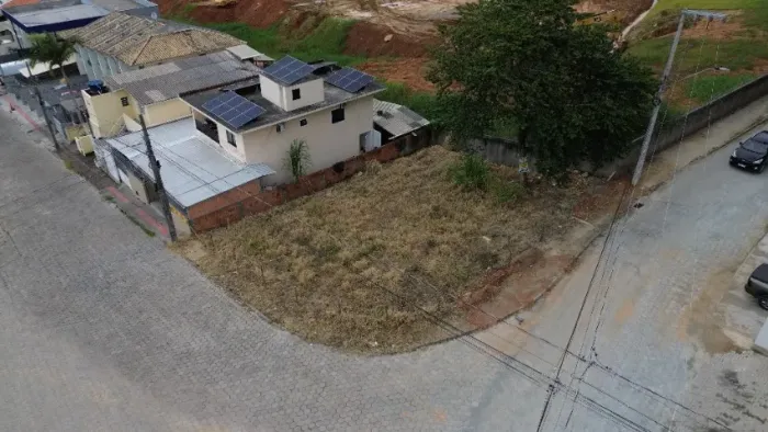 Terreno de esquina 342m² Bela vista loteamento Porto das Águas