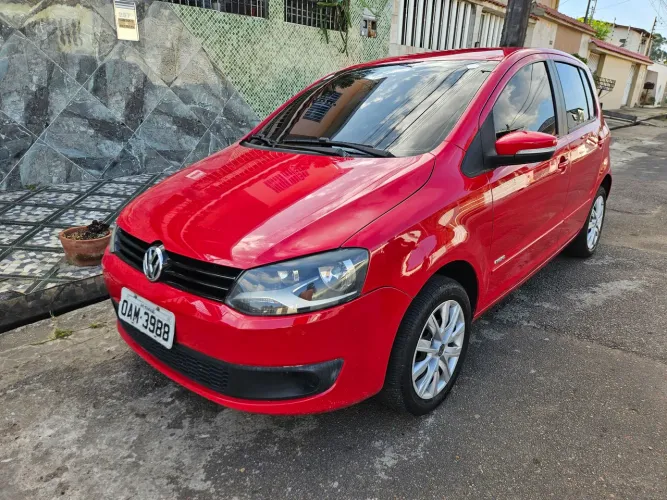 Volkswagen Fox 1.0 MI Total Flex 8V 5P 2013