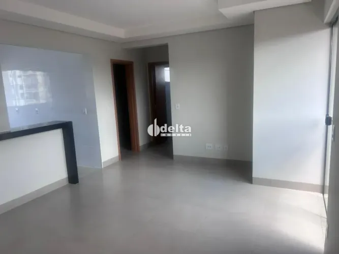 Apartamento com 2 quartos sendo 1 suíte disponível para venda no bairro Santa Mônica em Ub