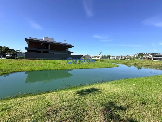 Terreno Condominio Fechado Reserva da Pedra fundo lago