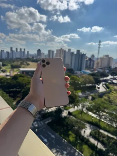 iPhone 11 ProMax Dourado 64Gb com FACE ID OFF SEM GARANTIA !!!