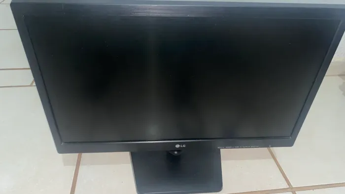 Monitor LG 19,5