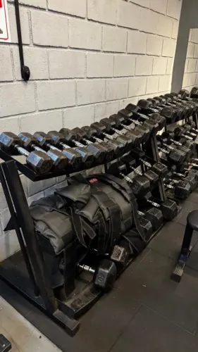 Kit de Halteres 12 a 30kg + Suporte