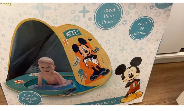 Piscininha de praia Mickey infantil com cobertura uv