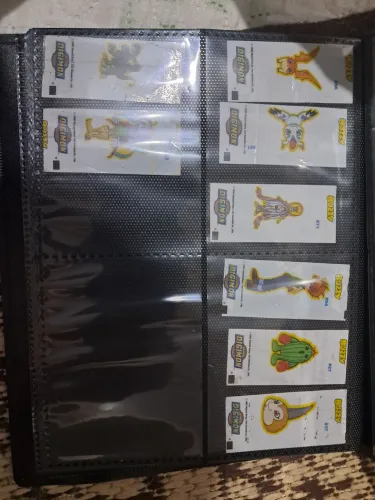 Figurinha Digimon Buzzy