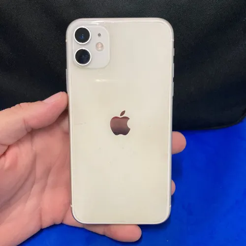 iPhone 11 64GB de memória Branco usado