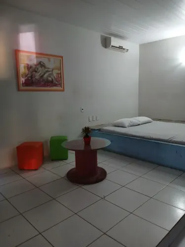 SUÍTE MOBILIADA