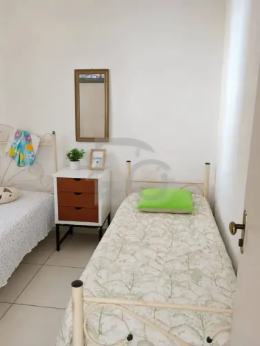 Casa de 83m² no Bairro Siqueira Campos: 3 Quartos, 2 Banheiros e Garagem
