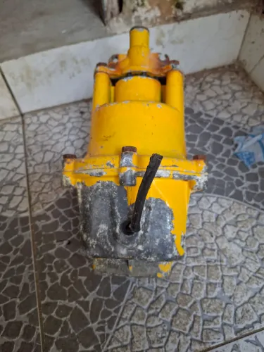 Bomba sapo para retirada de peças