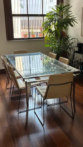 mesa de jantar em aço inox com vidro da artefacto