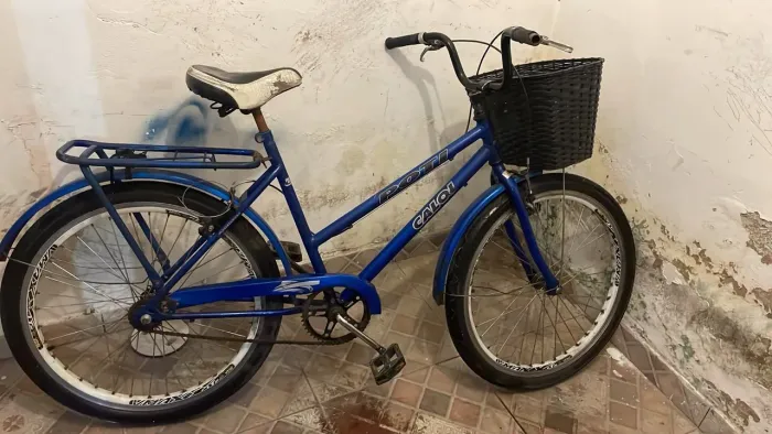 Bike em perfeito estado ,aro e pneus balão , raiaçao inox e cubo de alumínio,
